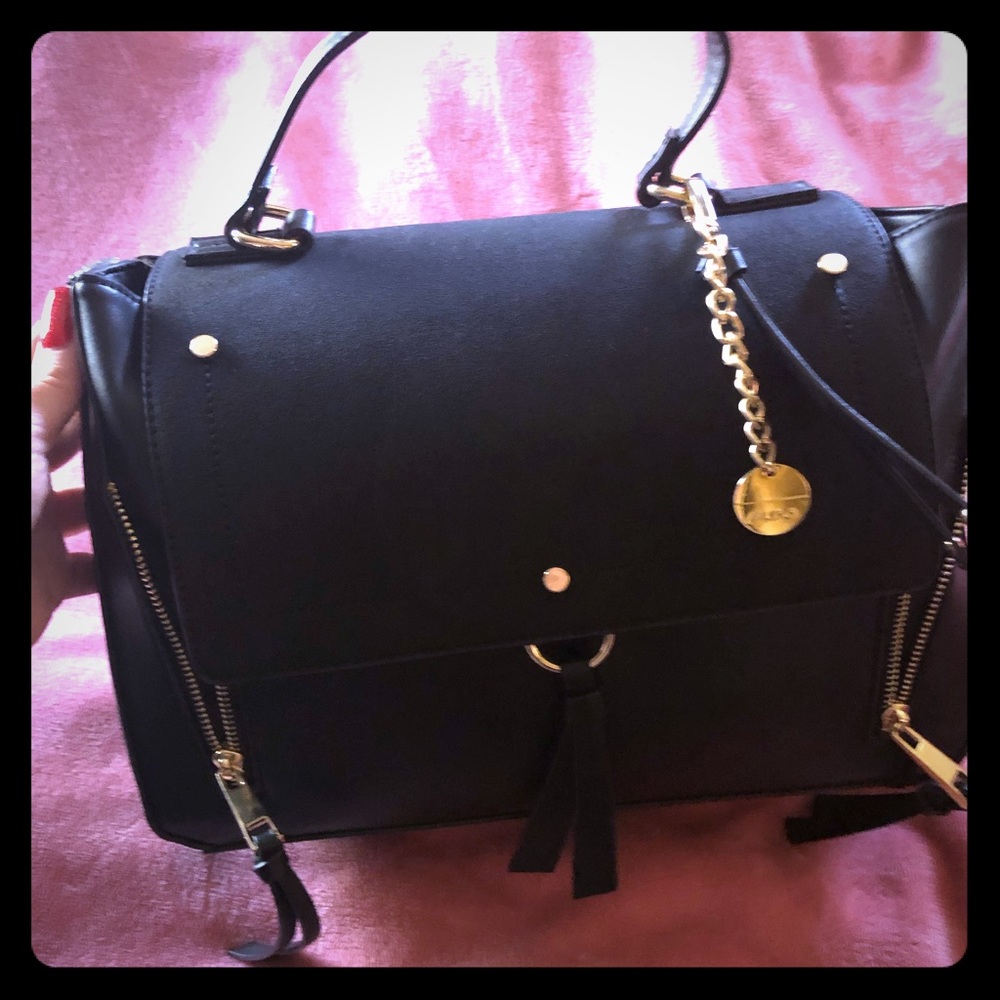Black like new Aldo purse